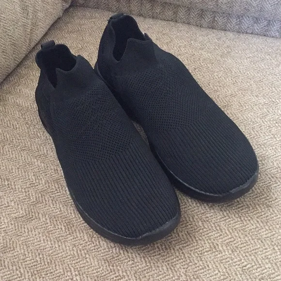 Hyper - Picture 1 of 7